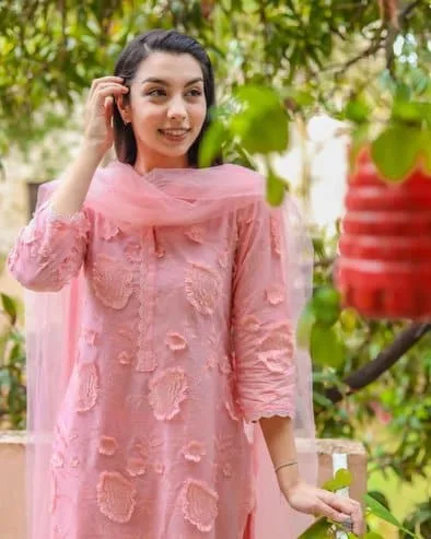 Zoha Rahman set to make her Bollywood debut in the upcoming film ‘83 — supporting image 2