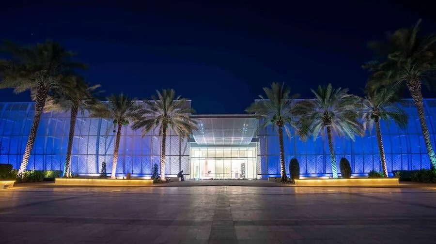 Frieze Abu Dhabi Sets Its Global Debut With 84 Galleries From 36 Countries. The first Frieze Abu Dhabi will bring 84 galleries to Saadiyat Island, positioning the emirate as a.