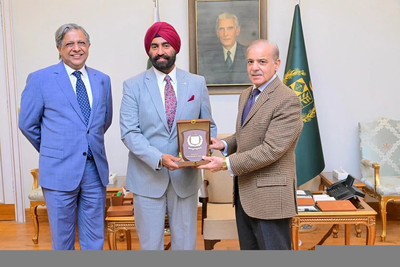 Dr. Jesse and Dr. Tarar with PM Pakistan