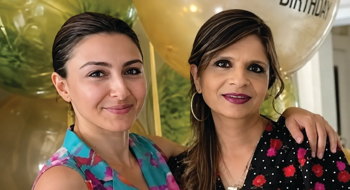 Soha Ali Khan and Saba Pataudi
