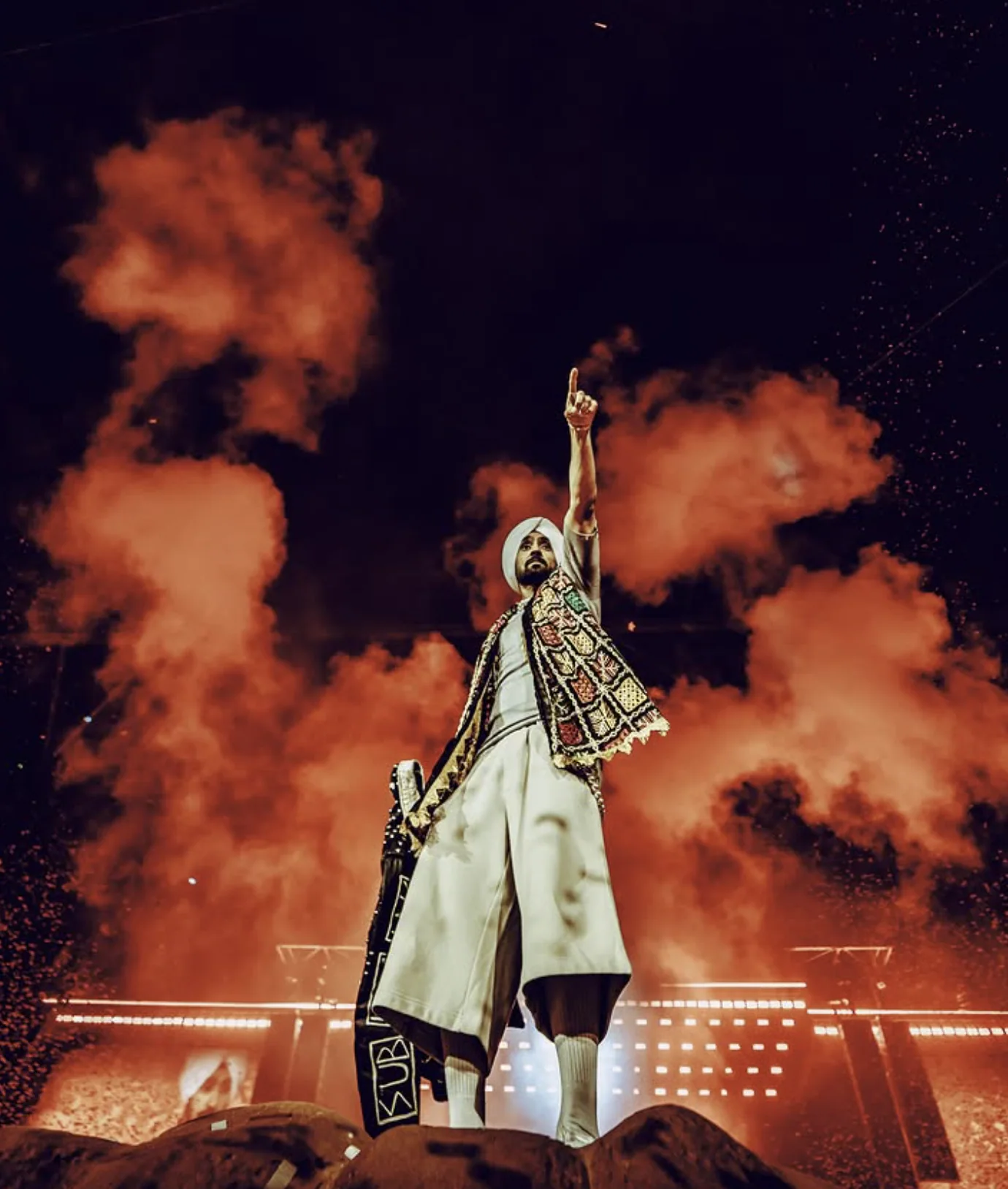 Wembley Salutes Diljit Dosanjh After Landmark London Concert. Diljit Dosanjh delivered a sold-out Aura World Tour performance at Wembley Stadium on September 12, marking a major.